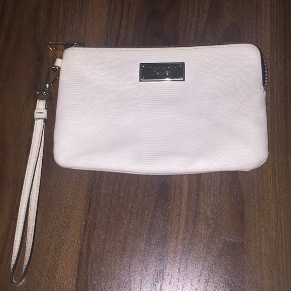 Victoria's Secret Handbags - Victoria’s Secret wristlet
